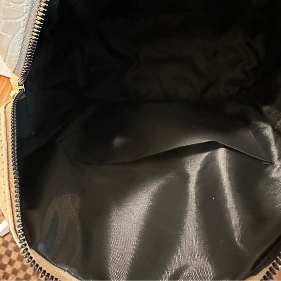 Faux Leather Croco Embossed Convertible Shoulder Bag Backpack Cream Beige - Picture 12 of 15